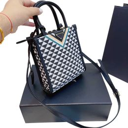 Evening Bags Classic Symbole Mini Totes Bags Italy Brand High Quality Triangle Sign Crossbody Bag Fashion Leather Handle Women Handbags Coin Purse Luxury