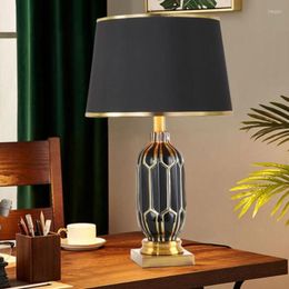 Table Lamps Luxury Modern White Ceramic Lamp For Bedroom Bedside Nordic Simple American LED Desk E27 110V 220V Home Decor