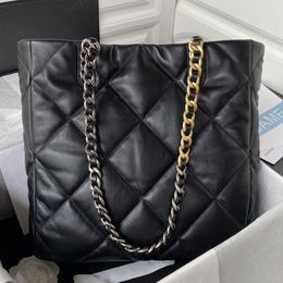 7a New Top Women 's Should Bag Designer Luxury 22b Leather 19 대용량 토트 휴대용 소프트 클래식 패션 브랜드 AS3519 Rhombus Original Chains Reproduction