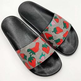 С коробками слайды пена бегуны Slippers Sandals Sneakers Shoes Print Red Blue Black White Rubber Summer Flat Men Женщины -дизайнерская мода US17 US17