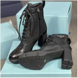 Designer Plaque Boots Lace Up Ankle Boot 9.5cm Women Black Leather Combat Boots High Heel Winter Top With Box NO256