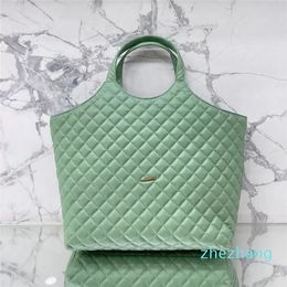 Women Beach Handbag Quilted Shopping Bags Plain Totes Bag Thread Genuine Leather Letter Hardware Double Handle Large Capacity Fashion Shoulder Bags