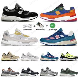 New Fashion B992 992 Running Shoes BB992 Skate preto camurça cinza Paperboy Tropical Fried Egg Jjjjound Green Multi-Color Mull Sports Sports Low Platform Sneakers