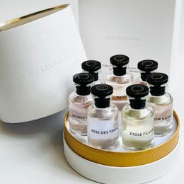 Fragrance Perfume Set 10ml 7pcs rose/ etoile filante/ cceur battant/ attrape-reves/ matiere noire/ le jour se leve/ heures d'absence with box Lasting Gift free delivery