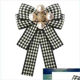 Pins Brooches Classical Plaid Striped Printed Bow Brooch Canvas Pearls Tie Cor Collar Brooches For Women Shirt Clothes Jewellery Fact Dhf9H