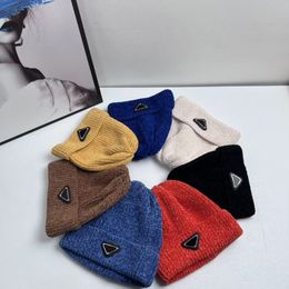 Designer Beanie Women's Warm Knitted Hat in Autumn and Winter Lovers' Candy Color Metal Triangle Letter Travel Street Photography Gift bonnet