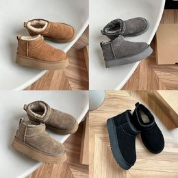 Stivaletti da neve alla caviglia da donna con design a mini stivali ultra classici Stivaletti da neve in pelliccia calda Australia Piattaforma Botas in vera pelle marrone Trasbordo gratuito