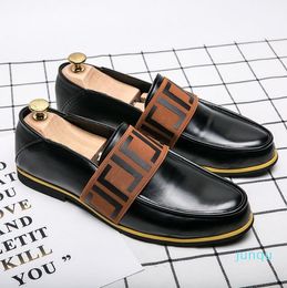 Men Shoes Daily All-Match British Letters Printed Pu Stitching Fashion Business Casual Pedal