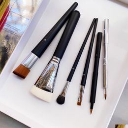 Makeup Brushes Backstage Foundation Fl Erage Fluid Makeup Brushes 12 Contour Eyeshadow Lip Eyeliner Brush 15/21/31/24 Beauty Cosmeti Dhoil