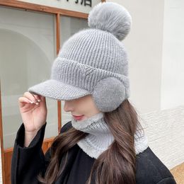 Visors 2pcs Hat Scarf Women Winter Fur Blend Warm Cap Fashion Ear Protection Knitted Pompom Confinement Peaked