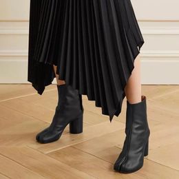 Boots Designer Split Toe Ankle Fashion Chunky Round High Heels Women Winter Tabi Shoes Short