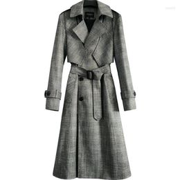 Men's Trench Coats Mens Man Double Breasted Long Coat Men Clothes Business Fashion Plaid Spring Autumn Slim Grey Overcoat Sleeve