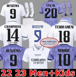 50% de réduction 2023 Benzema Finales Soccer Jersey T-shirts Men de football Shirt Real Madrids Camavinga Alaba Modric Valverde Fourth Camiseta Kids Uniforms Vini Jr Tchouameni