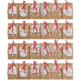 European Gift Wrap candy box Christmas packaging boxes 6 kinds of cards Christmas kraft papers snowflake paper bag DE843