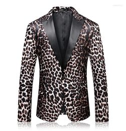 Men's Suits Spring Arrival Men's Peaked Lapel Business Casual Blazers Men Coats Jacket Classics Woollen Leopard Print Blazer