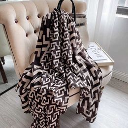 Scarves Spring Summer Lightweight Cotton Viscose Shawls Long Geometric Style Beach Scarf Wrap Fashion Plaid Printed Scarv For Women