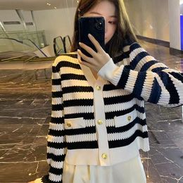 Womens Sweaters White Black Striped Short Korean Fashion Sweater Elegant Long Sleeve Top Spring Cardigan Women Traf QB20