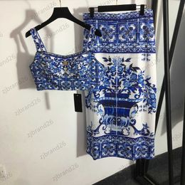 Designer Womens Two Piece Dress Blue And White Porcelain Print Sets Strapless Halter Vest Tops Floral Printed High Waisted Pleated Skirt Women Clothes