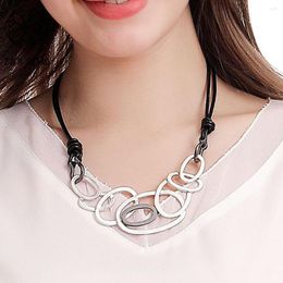 Choker Trend Geometric Circles Necklace Chains On The Neck Pendants For Women Korean Costume Jewellery Trending Products