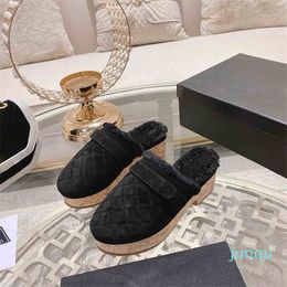 2022 Women's Luxury Slippers Fall and Winter Fur Slides Slippers Women Mules Pointed Toe Female Fluffy Office Plush High Heels Shoes