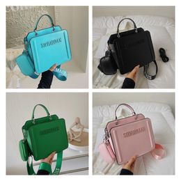 Famous Designer Shoulder Bag Chain Crossbody Tote Women Classic Handbag Purse Shopping Wallet Casual Capacity Handbags Fashion Bags