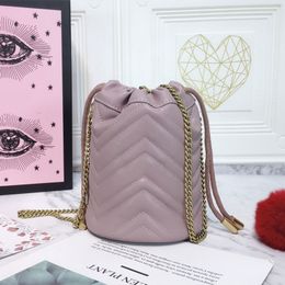 Mini Bucket Bag Fashion Leather Shoulder Bags Metal Chain Hardware Crossbody Handbags V Shaped Quilting Cell Phone Pocket Drawstring Binding Purse Wallets