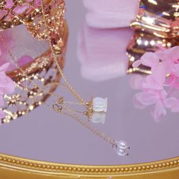 Chains Elegant Exquisite 14K Real Gold Vintage Gentle Freshwater Pearl Shell Rose Flower Design Sense Necklace For Women