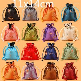 Gift Wrap 3pcs Small Embroidered Satin Drawstring Bag Wedding Party Candy Favour Women Packaging Silk Jewellery Pouches