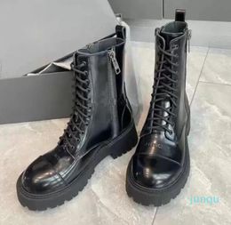 Botlar Kış Marka Traktör Siyah Düzgün Buzağı Tapınak Tasarım Zip Elbise Parti Konforu Yan Dantel Ayakkabı Eu 35-40