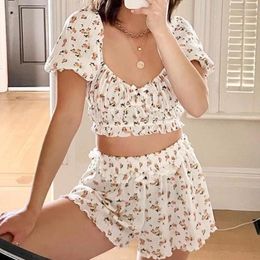 Women's Tracksuits 2 Pieces Set Sexy Women Floral Print Tie Bow Crop Top Holiday Elastic Ruched Hem Wood Ears Mini Shorts Pants Short Sleeve