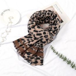 Frauen Leopardendruck warme Schals für Winter Mädchen Wild Wickel Nachahmungswolle drehen