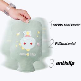Medium size warm water filling bag in four Colour lovely cartoon no charge safe explosion proof leakproof pattern Exciting holiday and birthday gifts necceristy life