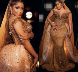 2023 Gold Mermaid Wedding Dresses Bridal Gown with Overskirt Luxury Crystals Beaded Custom Made Beach Country Plus Size vestido de novia