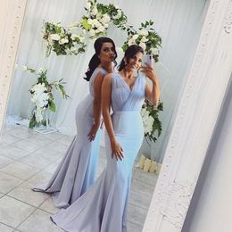 Seksi denizkızı uzun nedime elbiseler kolsuz v yaka açık mavi saten kadınlar düğün elbise vestidos resmi akşam balo elbisesi