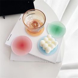 Table Mats 1PCS Acrylic Cup Mat Anti-slip Drink Mug Simple Ins Round Gradient Nordic Decoration Heat Insulation Placemat