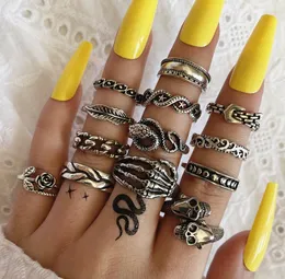 Top fashion Gossip Snake Leaf Ring Flower Love Butterfly Skull Chain Knuckle Rings Suit European and American
