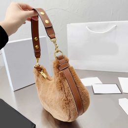 womens designer bag fur handBags Saddle Underarm Bags Women Shoulder Pea Buns Handbag Leather Designer Clutch Crossbody Female Purses 221204