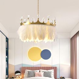 Pendant Lamps Design Modern White Feather Light Gold Crown Girls Room Hanging Lamp With Crystal Decor For Bedroom El Decoration