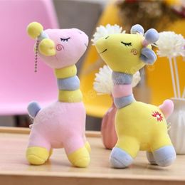 Sevimli zürafa peluş oyuncak kolye anahtar zincirleri 18cm yumuşak geyik doldurulmuş karikatür hayvanlar bebek bebek çocuk oyuncakları Noel doğum günü çift hediyeler