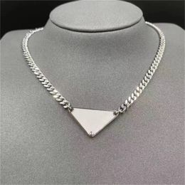Fashion French Wedding Creative Necklaces Luxury Brand Designer Jewelry Christmas Gifts Necklace For Women Couple Pendant Jewellery Exquisite Chains Pendants