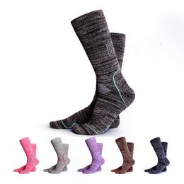 Sports Socks Men Women Winter Cotton Outdoor Thermal For Camping Walls Ski Snowboard Skateboard Cycling Trekking Thermosocks L221026