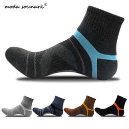 Sports Socks Moda Socmark Men Outdoor Sport Elite Basketball Cycling Compression Cotton Bottom L221026