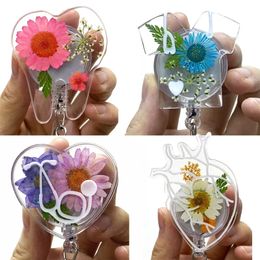 10 pcs/lot Fashion Key Rings Medical Design Dried Leaf Flower Plastic ID Reel Pressed Floral Resin Badge Holder Work Badge Gift For Nurse Accessories