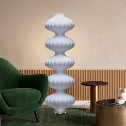 Floor Lamps Nordic Creative Lamp Sofa Chinese Style B & Japanese Designer Retro Vertical