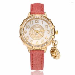 Wristwatches Women Watches 2022 Fashion Causal Ladies Bracelet Luxury Quartz Wristwatch For Relogio Feminino Rose Pendant Red
