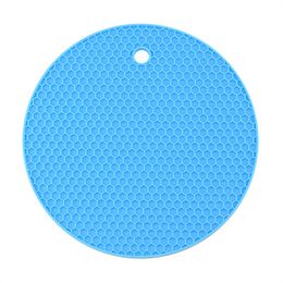 Silicone Pot Holder Trivet Mats Heatproof Honeycomb Rubber Hot Pads for Countertop 17.5cm Flexible Pads