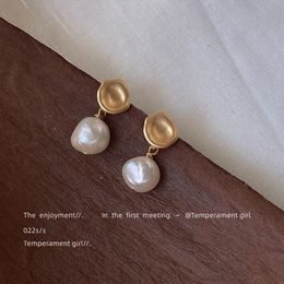 Women's earrings Charm Baroque shaped freshwater pearl 925 silver needle handmade design matte temperament earrings vintage