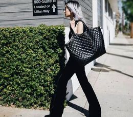 ファッションショッピングバッグ高級バッグ本革チェック女性ハンドバッグデザイナーショルダートートラージビーチバッグ高級旅行クロスボディ財布ブラック