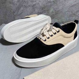 7AA Hausschuhe Modedesign Marke Sandalen Casual Sneakers Nebel Low Top Schuhe für Männer im Frühjahr Neuer Stil Leder Atmungsaktiv Vielseitig Schnürung Herren Jugend