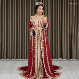 Party Dresses Red Moroccan Caftan Prom Dress With Beading And Embroidery Long Sleeve Islamic Dubai Saudi Arabic Muslim Evening Abaya